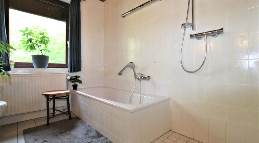 Badezimmer 2