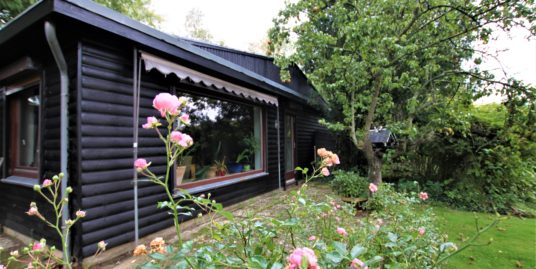 Gelegenheit – Bungalow mit parkähnlichem Garten und zwei arrondierten Hauskoppeln