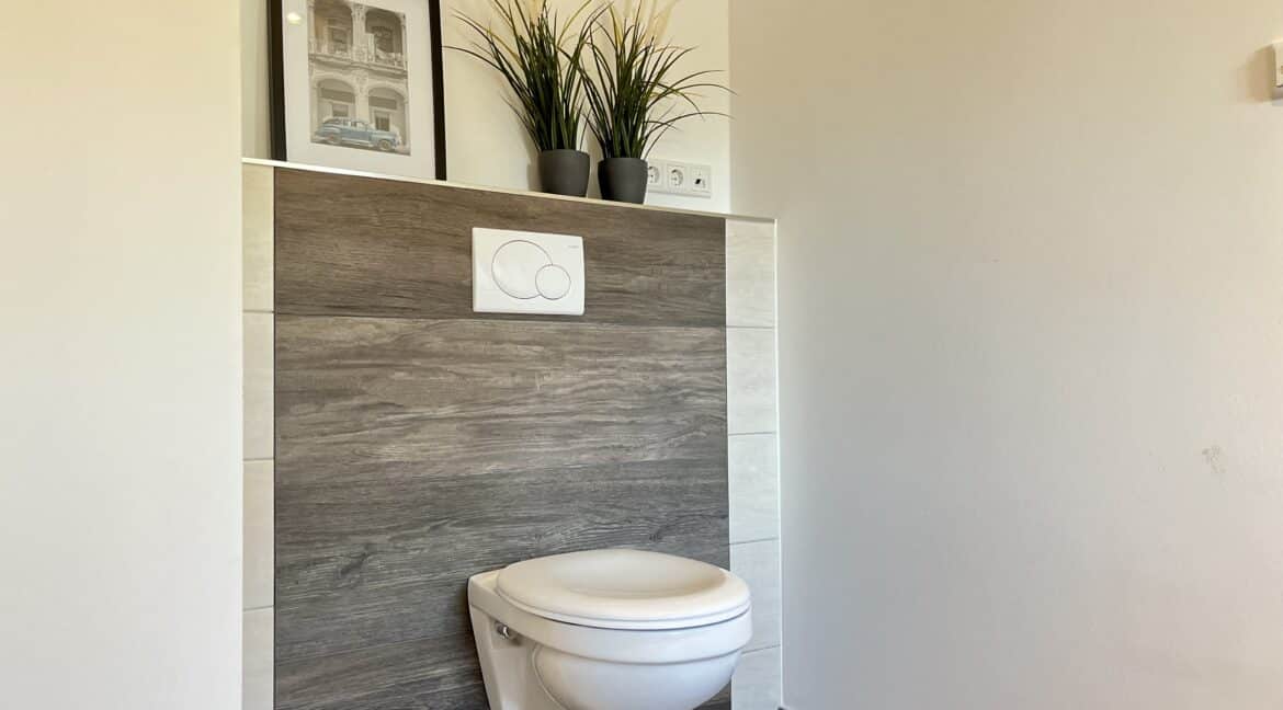 Toilette Hauptbad EG