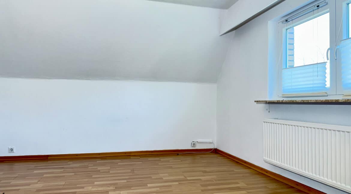 Einliegerwohnung DG Zimmer 1