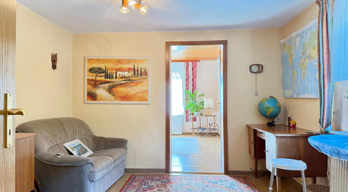 Durchgangszimmer 1