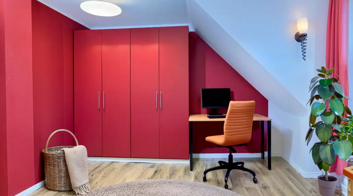 Zimmer 3 OG Rückseite