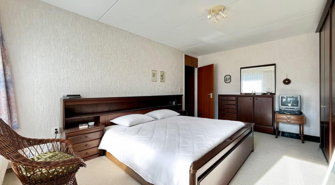 Schlafzimmer 2 OG