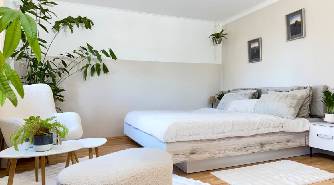 Schlafzimmer 1 OG