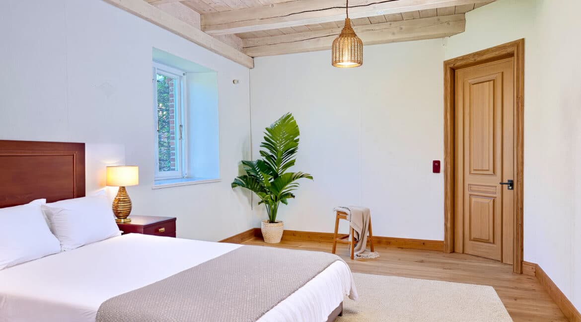 Schlafzimmer EG 1 gestaged