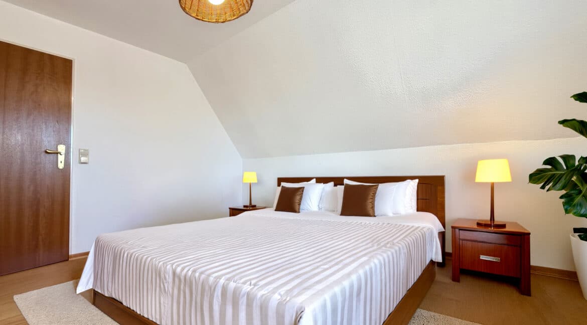 Schlafzimmer OG 1