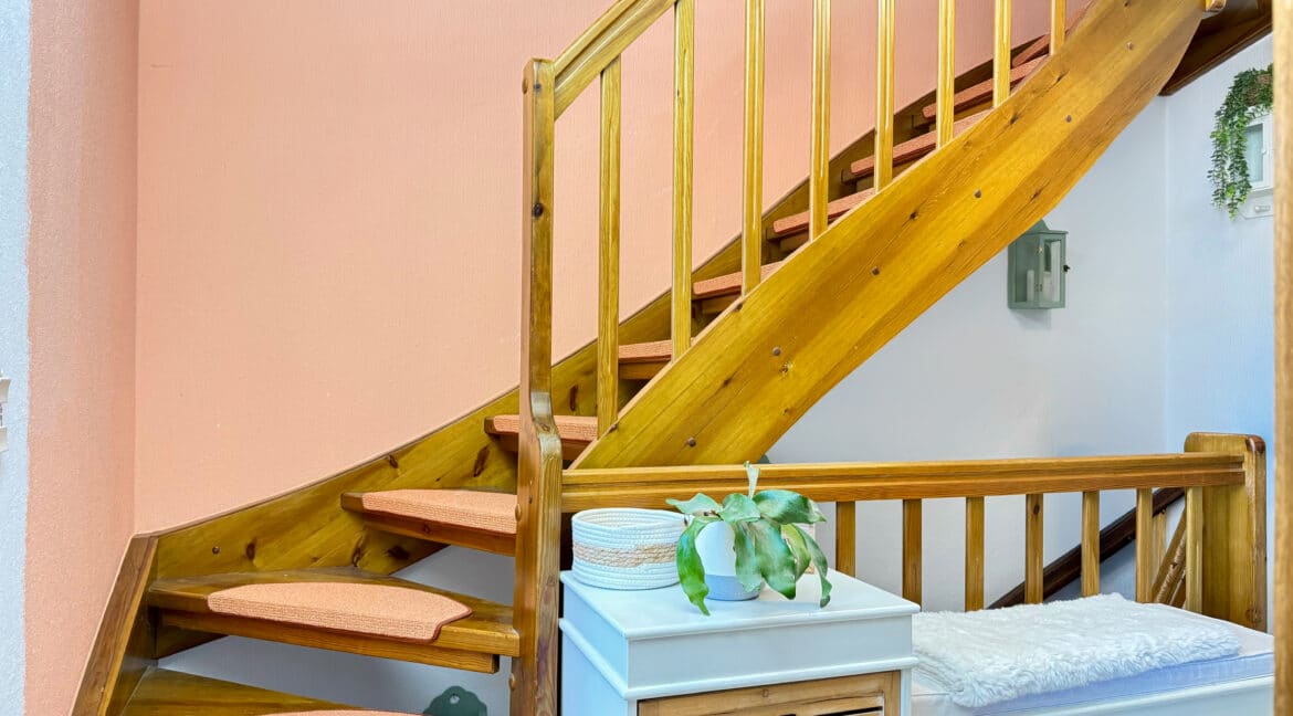 Treppe OG ins DG