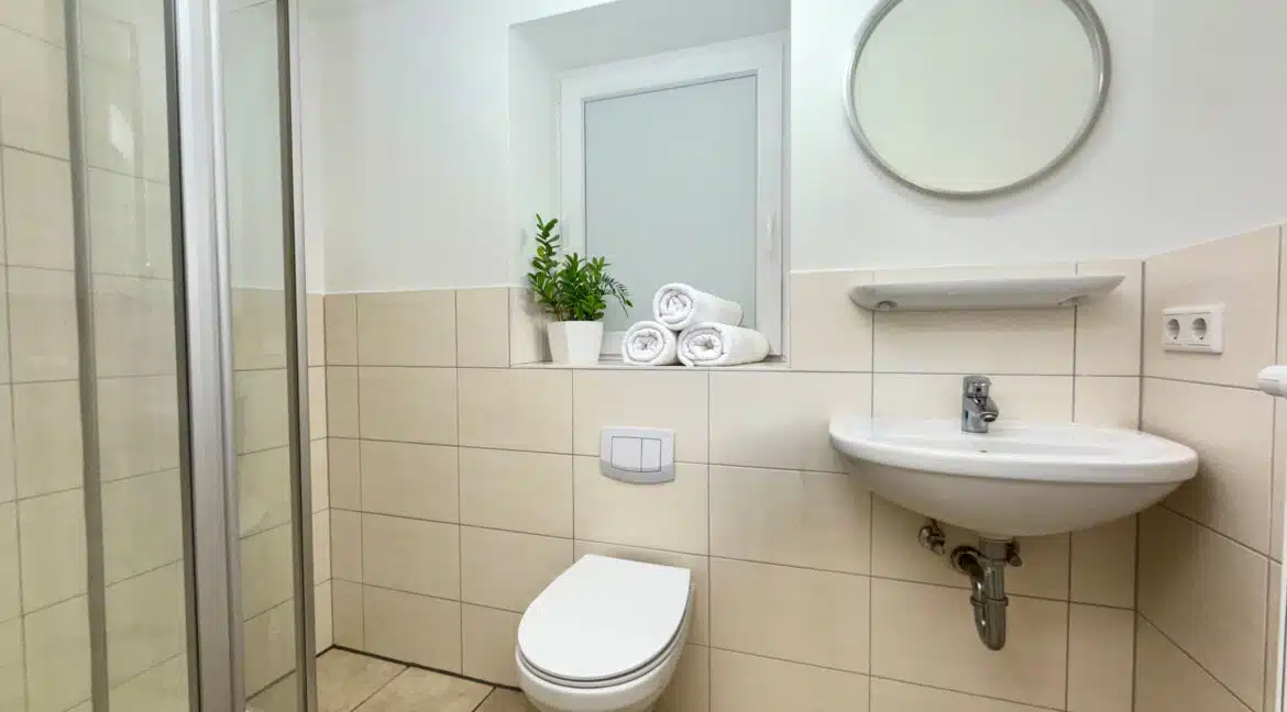 Badezimmer EG