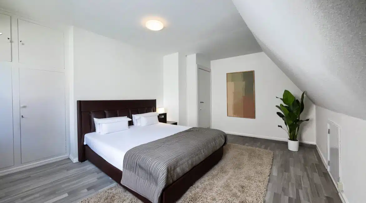 Schlafzimmer 1 OG